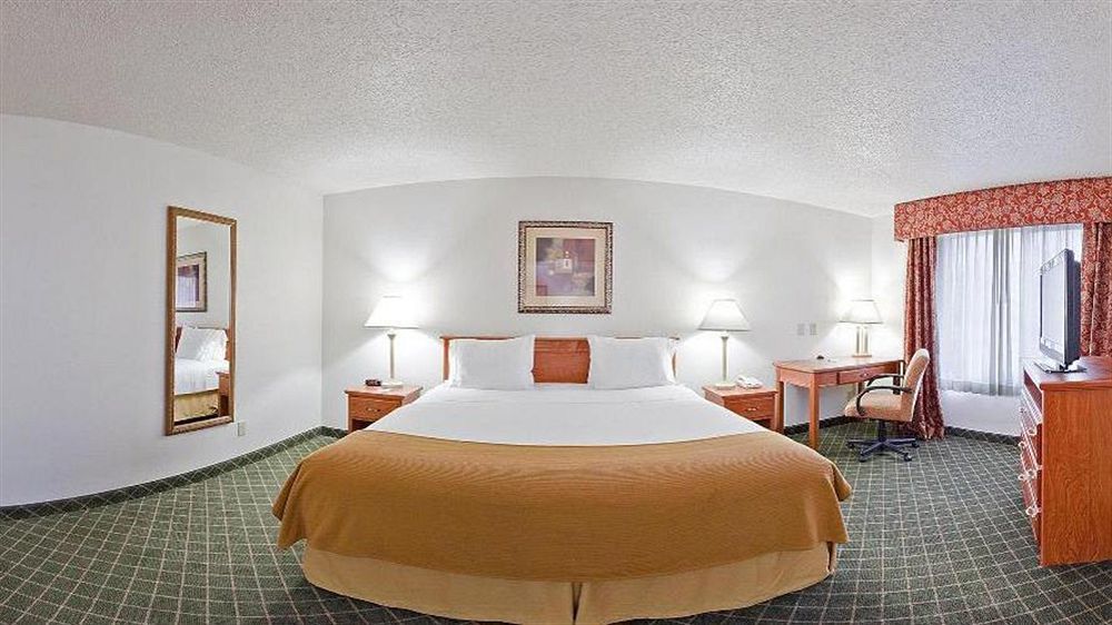 Holiday Inn Express Hotel & Suites Chickasha By Ihg Exterior foto